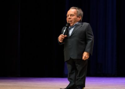 Warwick Davis