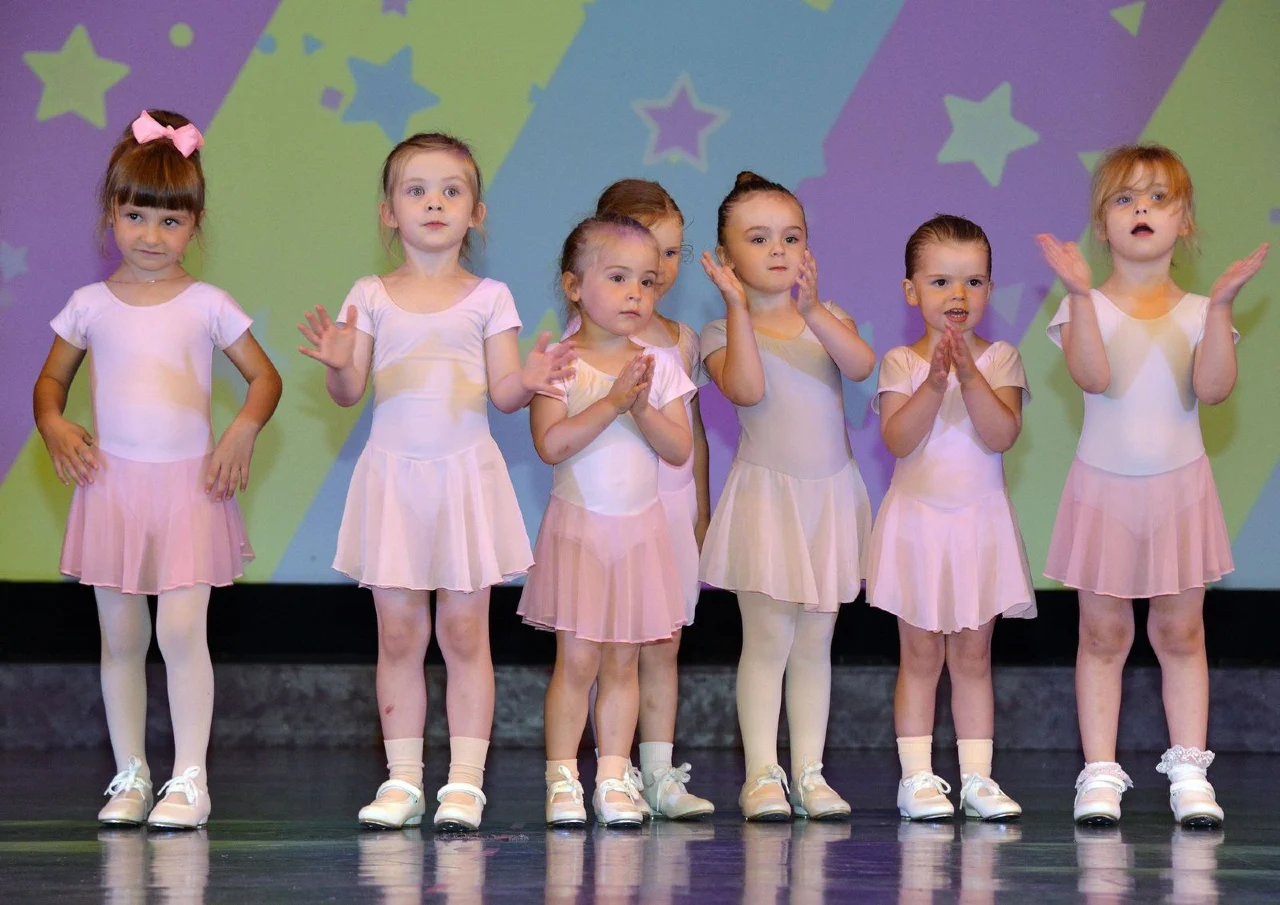 Jolly Tots 2025 Jolly Tots 2025